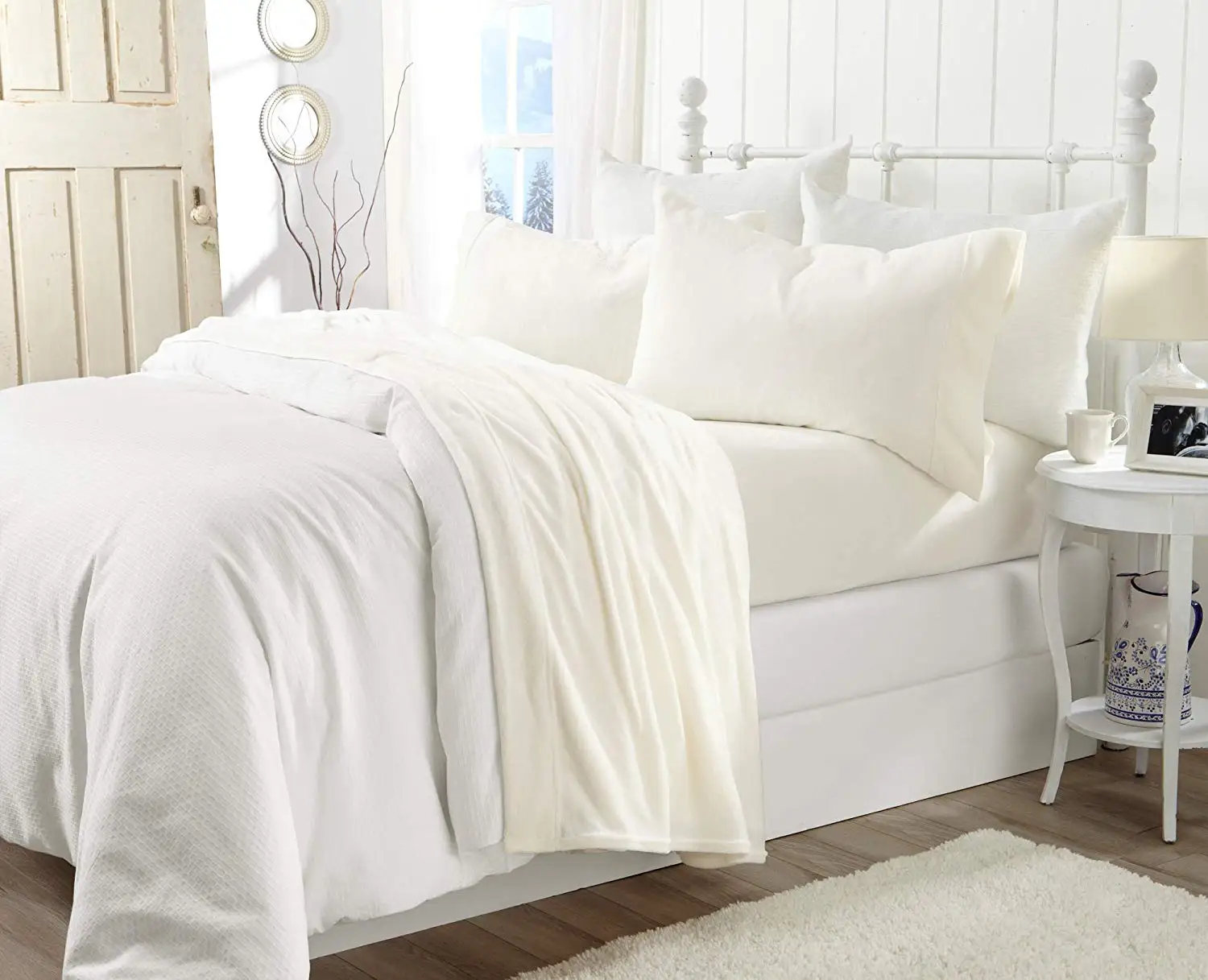 5 Stars Luxury King Size Custom Embroidered Cotton Bedsheet Set 300tc 4-piece Cheap White Sheet Sets Hotel Bedding For Bed
